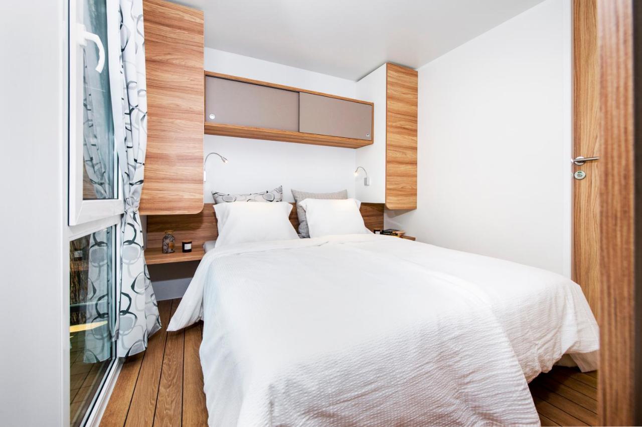Pineta Mobile Home In Porton Biondi Camp Rovinj Bagian luar foto