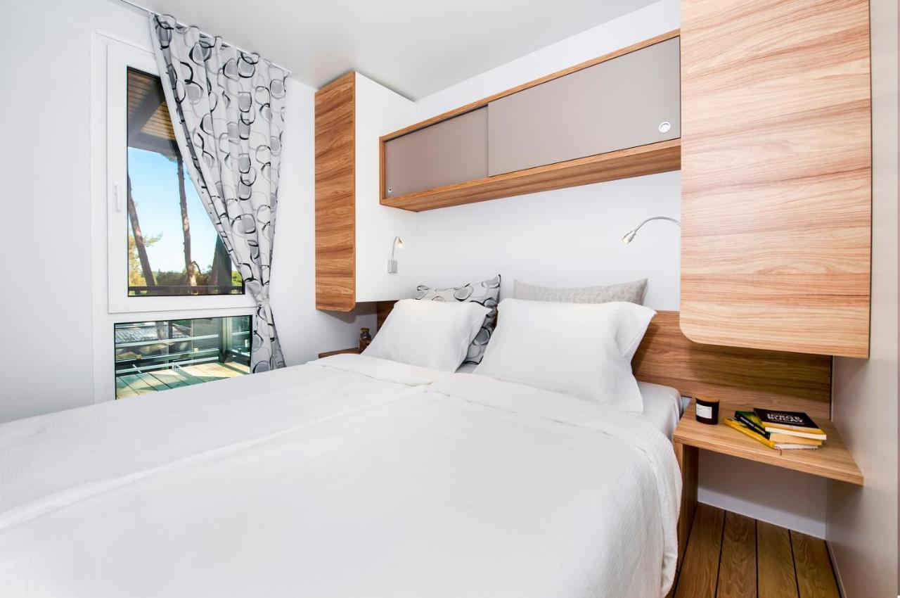 Pineta Mobile Home In Porton Biondi Camp Rovinj Bagian luar foto