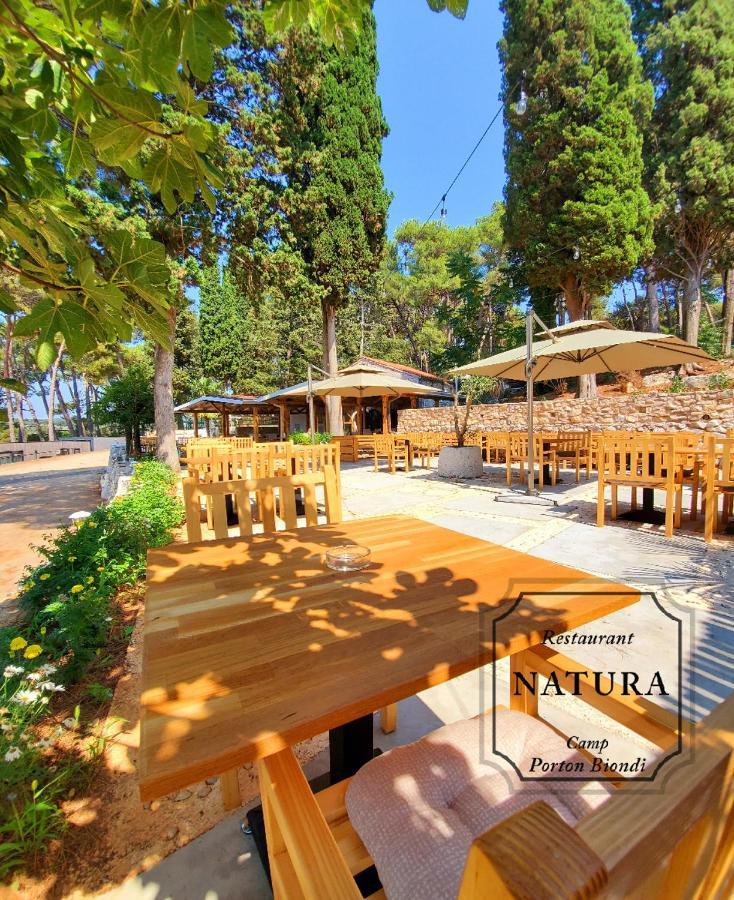 Pineta Mobile Home In Porton Biondi Camp Rovinj Bagian luar foto